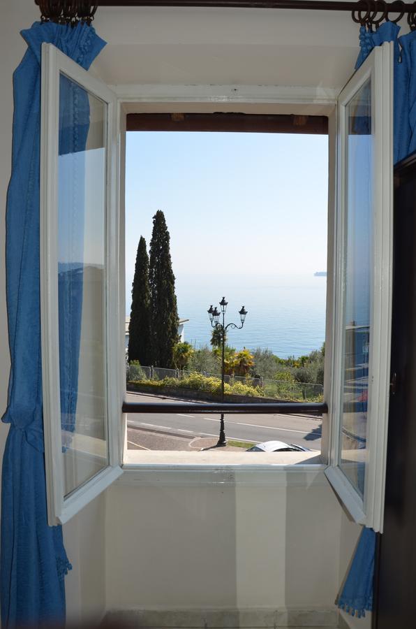 Made In Brazil Hotel Gardone Riviera Exterior photo